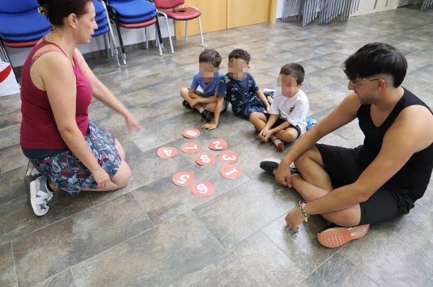 (AYTO. HUÉTOR TÁJAR) (AYTO. HUÉTOR TÁJAR)