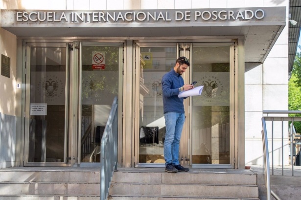 Escuela Internacional de Posgrado del Vicerrectorado de Posgrado y Formación Permanente de la Universidad de Granada (UNIVERSIDAD DE GRANADA)