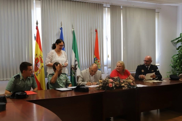 Junta Local de Seguridad (AYTO. HUÉTOR TÁJAR) Junta Local de Seguridad (AYTO. HUÉTOR TÁJAR)