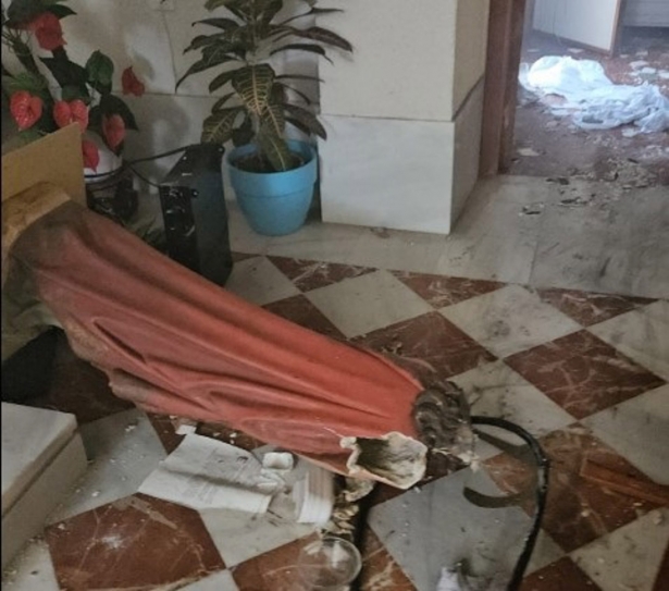 Imagen de la Iglesia afectada por el incendio de este domingo (ARCHIDIÓCESIS DE GRANADA)