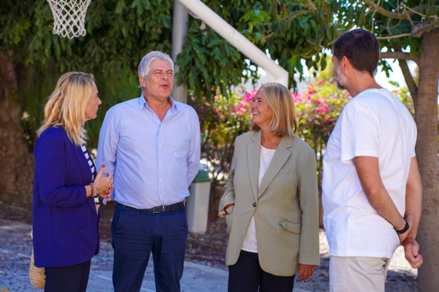 Visita a uno de los centros educativos (AYTO. MOTRIL)