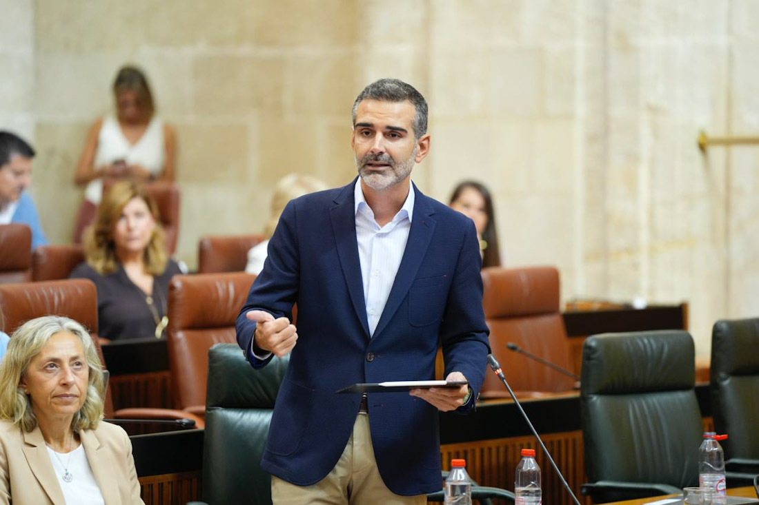 El consejero de Agricultura, Pesca, Agua y Desarrollo Rural, Ramón Fernández-Pacheco (JUNTA)