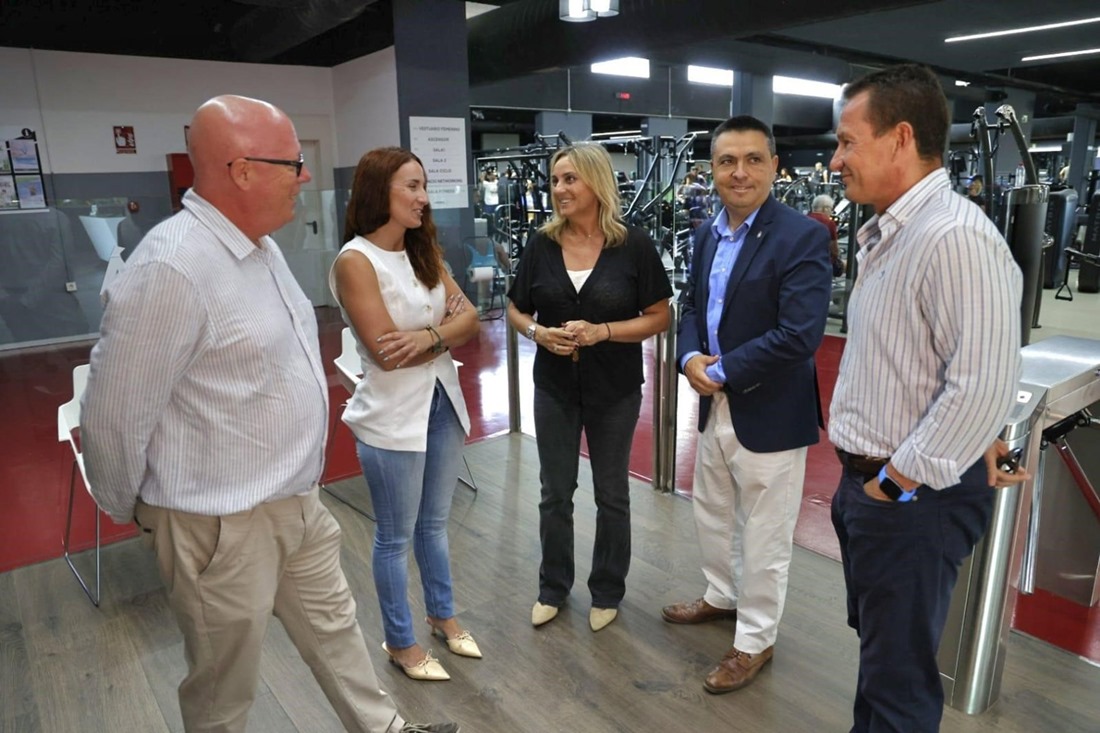 Visita de la alcaldesa de Granada, Marifrán Carazo, al Ágora We (AYUNTAMIENTO)