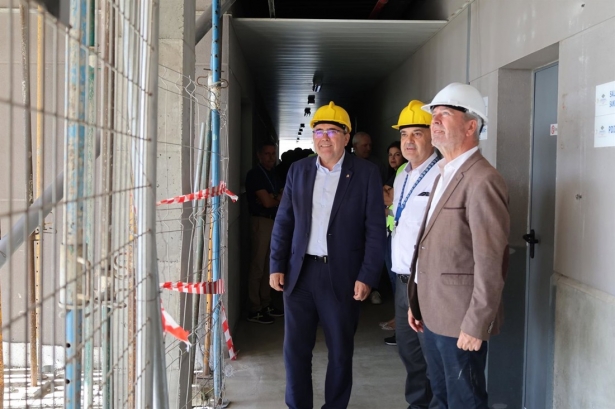 Visita a las obras en el Puesto de Control Fronterizo del Puerto de Motril (SUBDELEGACIÓN DEL GOBIERNO EN GRANADA)