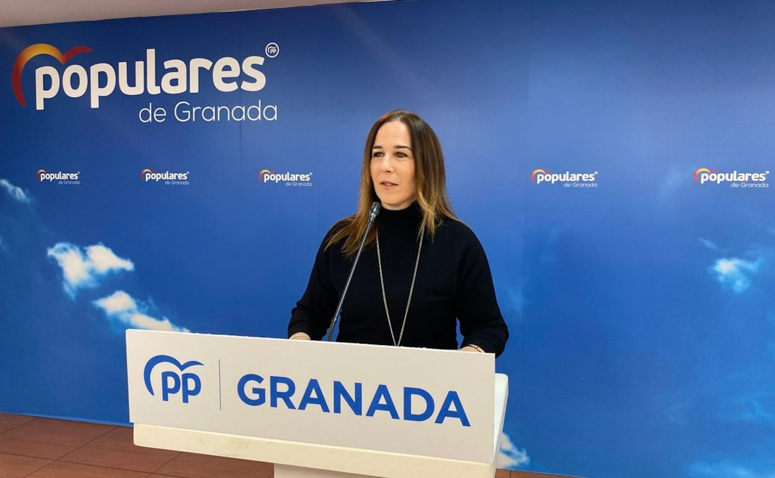 La portavoz del PP en la provincia de Granada, Lourdes Ramírez (PP)