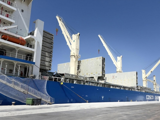 Operativa en el muelle de las Azucenas del Puerto de Motril (PUERTO DE MOTRIL)