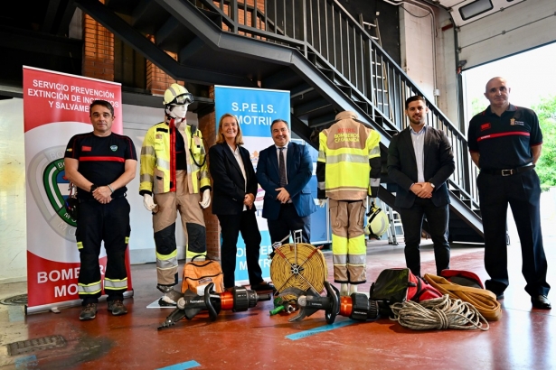 Visita al Parque de bomberos de Motril (DIPGRA)