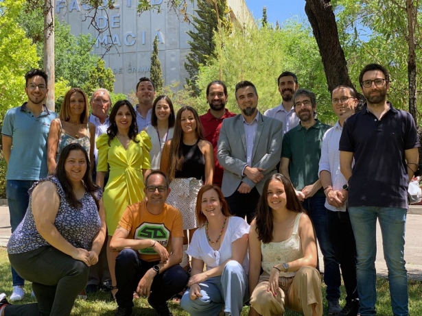 Miembros del Laboratorio Singular Nanoscopy-UGR (UGR)