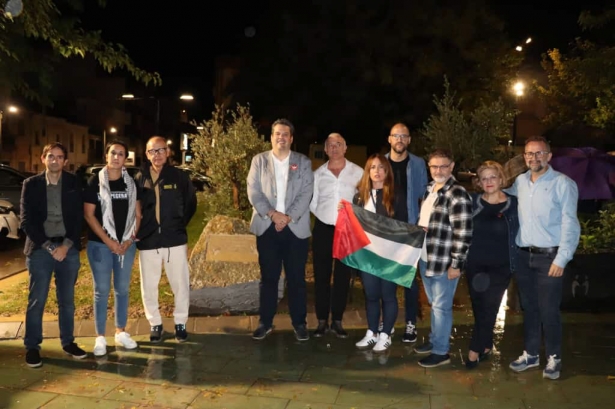 Acto de solidaridad con Palestina (AYTO. MARACENA) Acto de solidaridad con Palestina (AYTO. MARACENA)