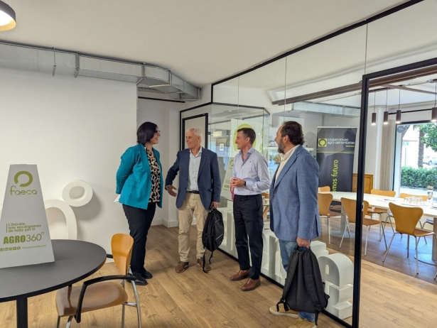 Reunión de Junta y Cooperativas Agroalimentarias de Granada (JUNTA