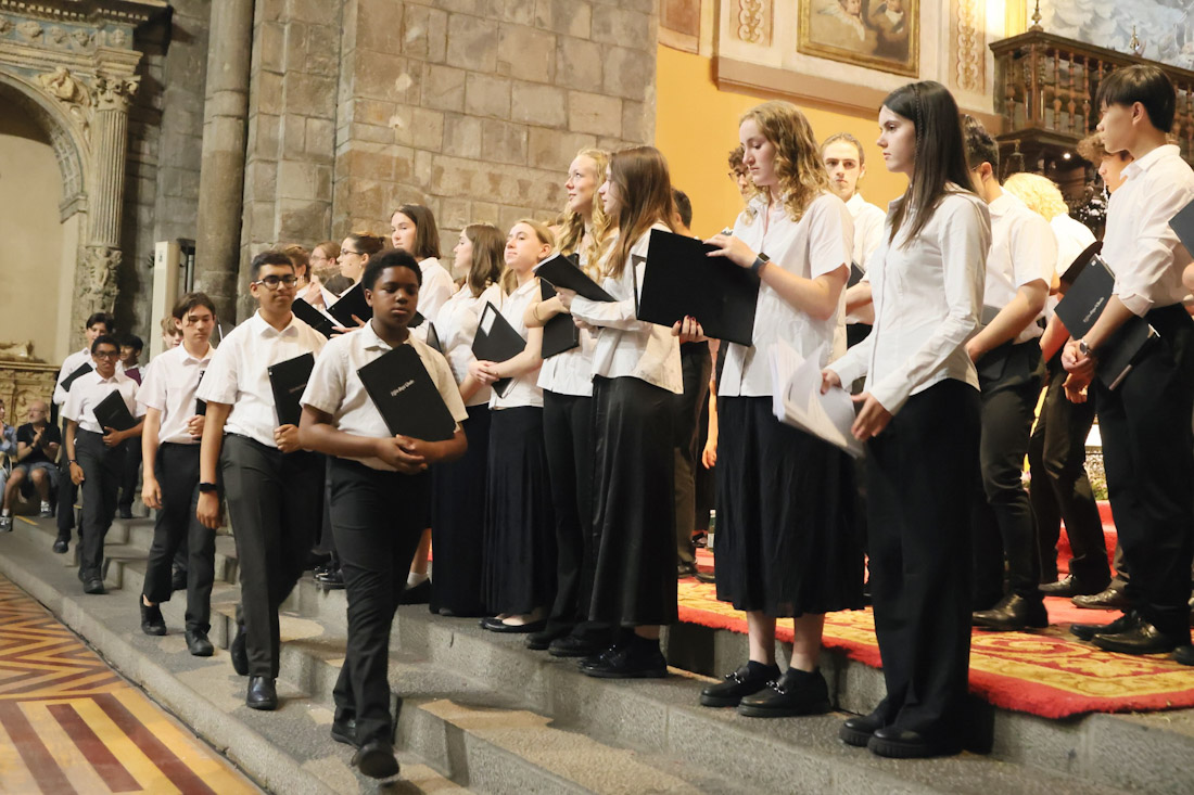 Concierto en la Catedral de Jaca (MIGUEL RAMÓN HENARES)