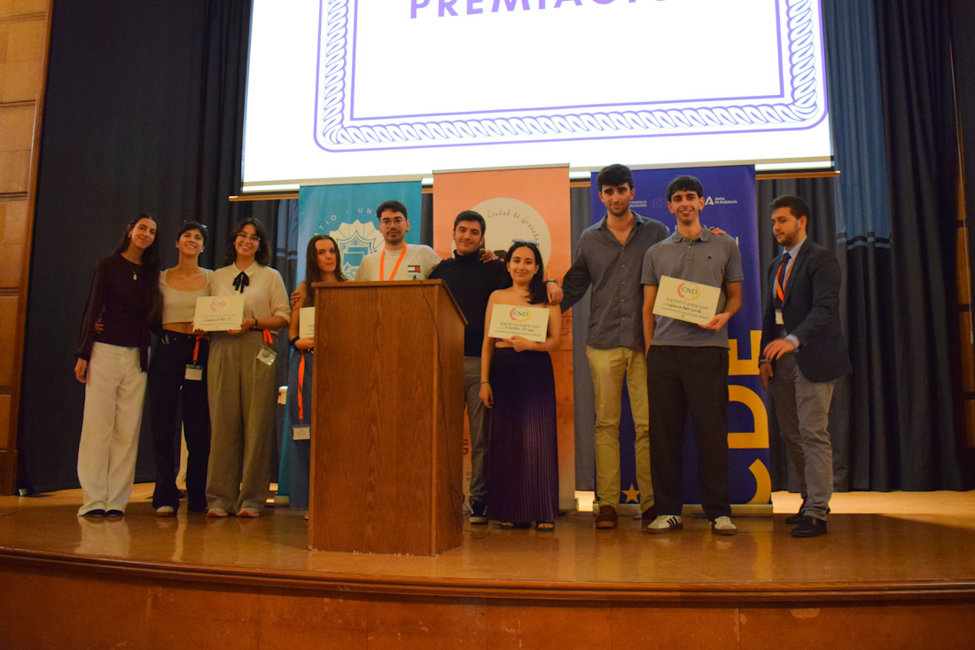 (DEBATE UNIVERSITARIO)