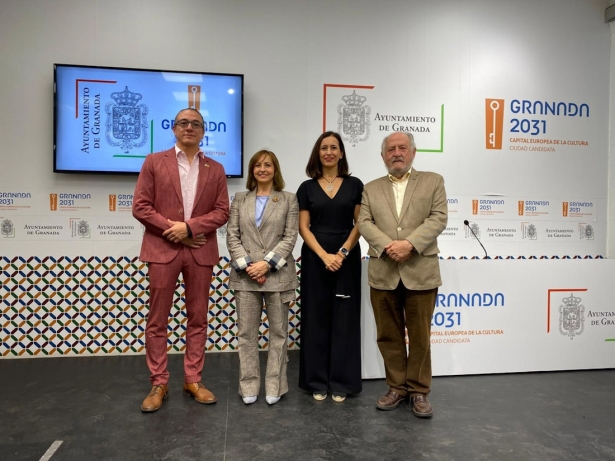 La concejala delegada de Políticas Sociales, Familia, Discapacidad y Mayores, Amparo Arrabal, en la presentación del II Foro Internacional por la Paz que se celebrará en Granada (AYUNTAMIENTO DE GRANADA)