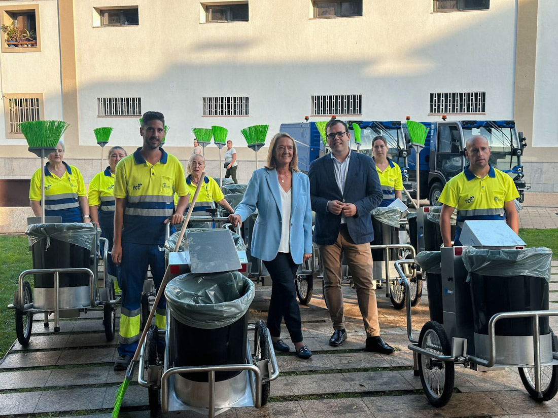 Presentación de la nueva maquinaria (AYTO. MOTRIL)