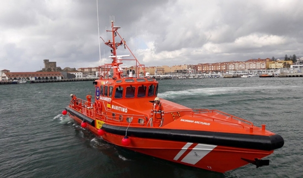 Embarcación de Salvamento Marítimo (112) Embarcación de Salvamento Marítimo (112)