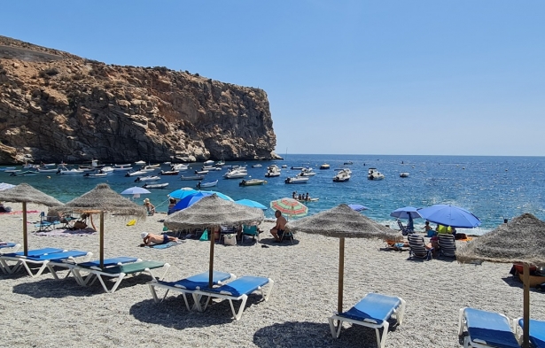 Playa de Calahonda (ASOCIACIÖN DE CHIRINGUITOS) Playa de Calahonda (ASOCIACIÖN DE CHIRINGUITOS)