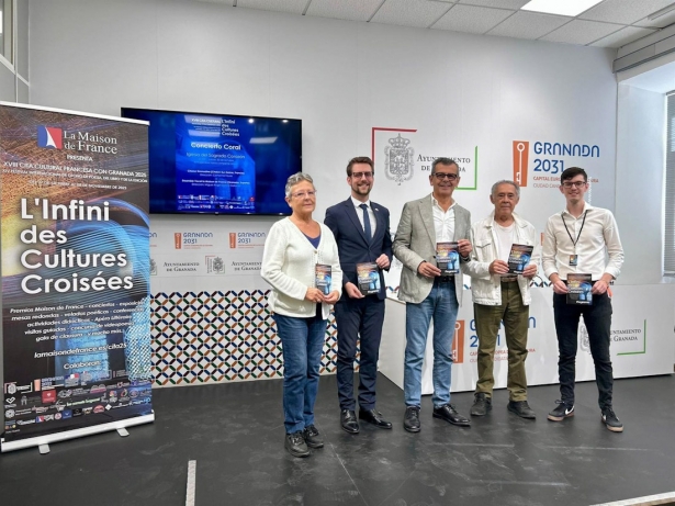 El Ayuntamiento de Granada ha acogido la presentación de la XVIII Cita Cultural Francesa (AYUNTAMIENTO)