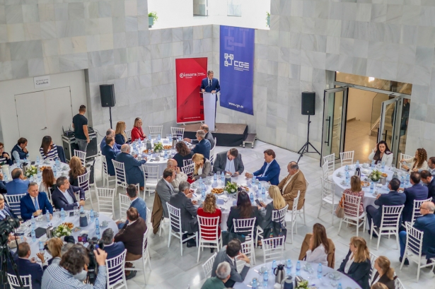 Desayuno empresarial (GPMEDIA)