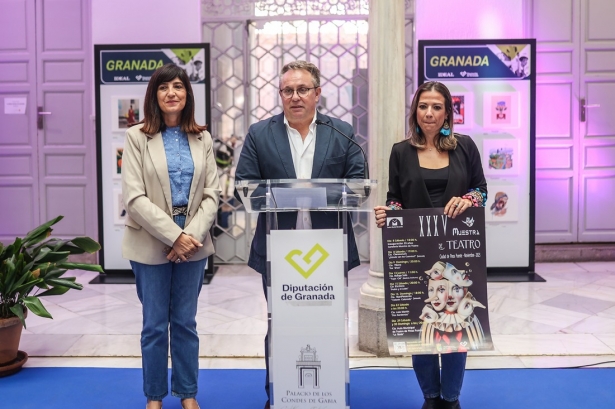 Presentación de la muestra de teatro de Pinos Puente (GPMEDIA)