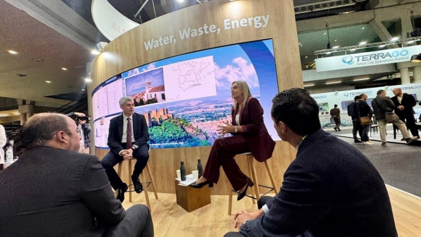 La alcaldesa de Granada, Marifrán Carazo, en el Smart City Expo World Congress de Barcelona (AYUNTAMIENTO DE GRANADA)