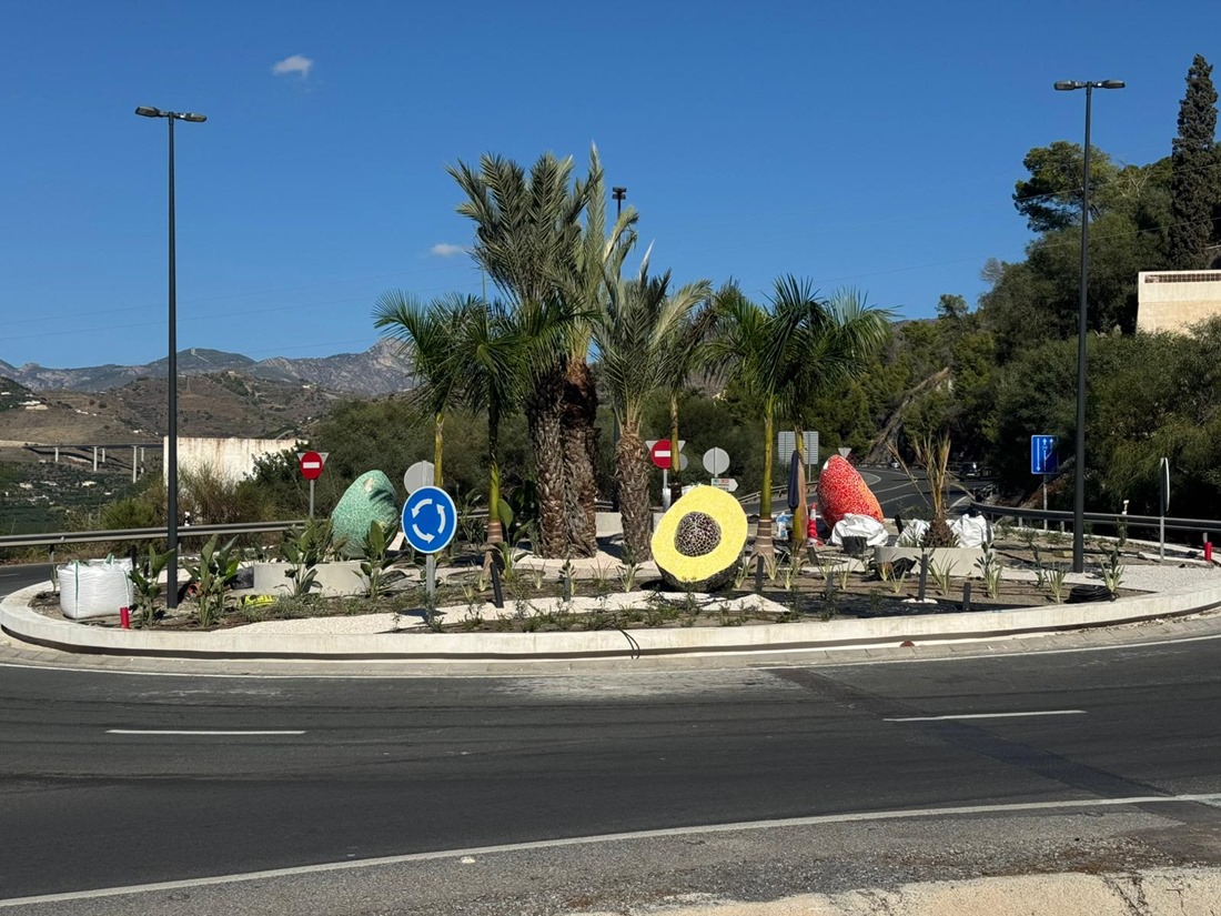 Rotonda de Almuñécar (AYTO. ALMUÑÉCAR)