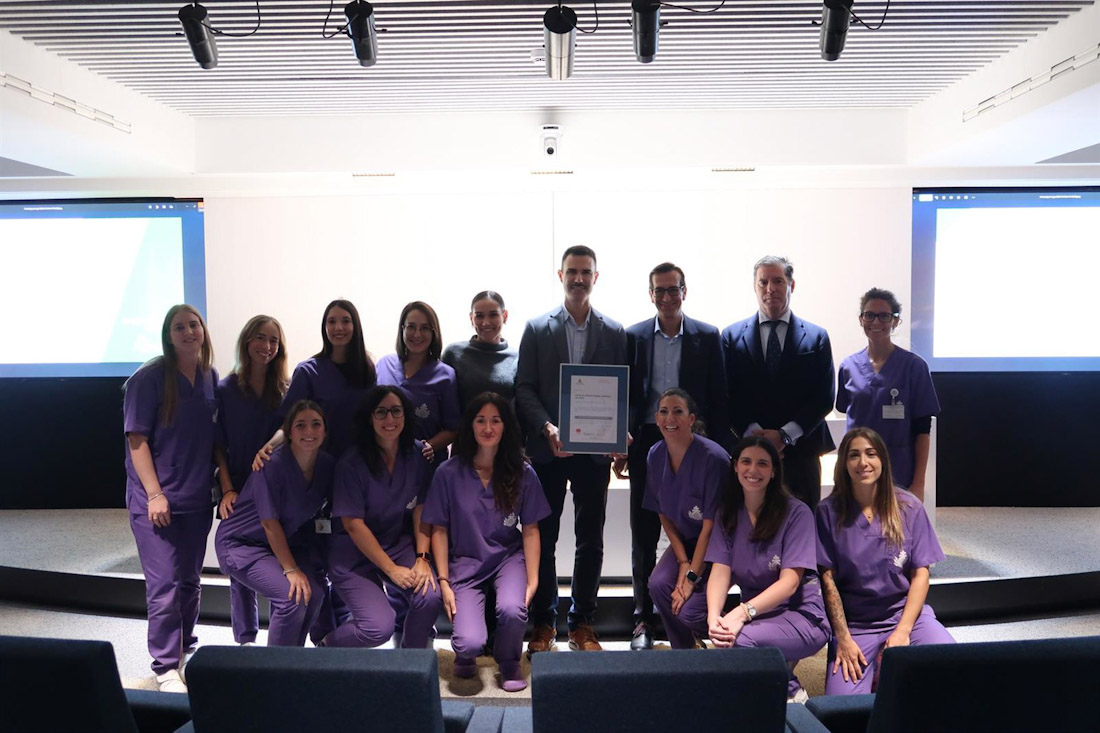 El director-gerente de los centros de San Juan de Dios en Granada, José Luis Castellar; el gerente de la Fundación Progreso y Salud, Gonzalo Balbontín, y el responsable del CAIT San Rafael, Armando Montes (ORDEN HOSPITALARIA)