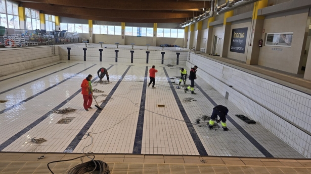 Reforma de la piscina (AYTO. HUÉTOR VEGA)