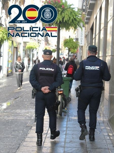 Agentes de la Policía Nacional (POLICÍA NACIONAL)