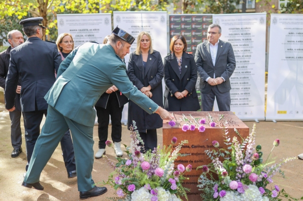 Acto por el 25N en la capital (GPMEDIA)