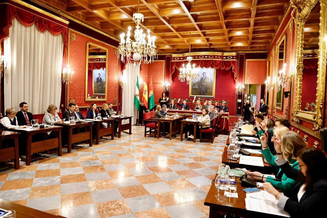 Pleno del Ayuntamiento de Granada. (PERFIL DEL AYUNTAMIENTO EN LA RED SOCIAL `X`)