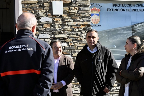 Visita al retén de bomberos de Sierra Nevada (DIPGRA)