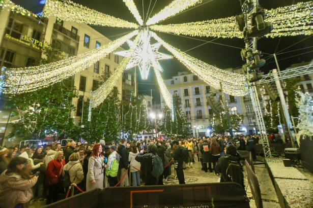 Encendido del alumbrado navideño en Granada (GPMEDIA)