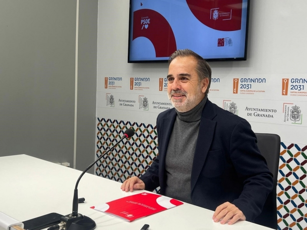 El concejal del PSOE en Granada Jacobo Calvo (PSOE)