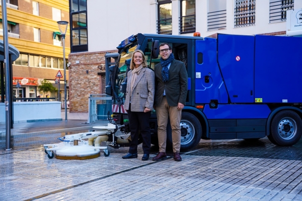 Presentación de la nueva máquina (AYTO. MOTRIL)