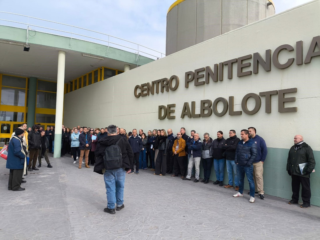 Concentración de trabajadores de la cárcel de Albolote (CSIF)