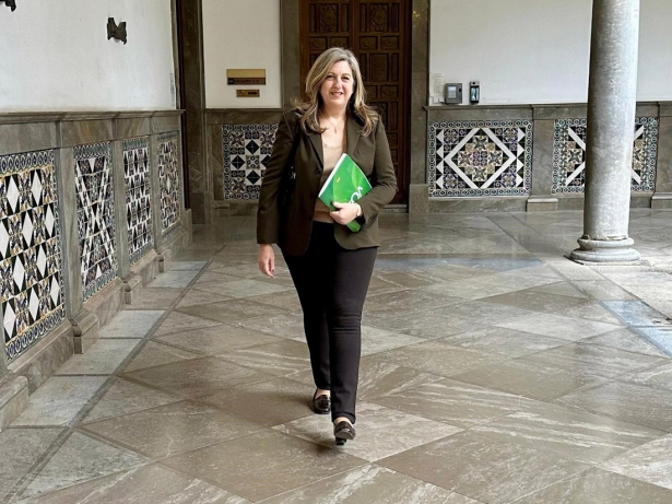 La portavoz de Vox en el Ayuntamiento de Granada, Beatriz Sánchez Agustino (VOX)