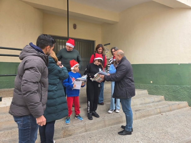 (AYTO. OTURA) (AYTO. OTURA)