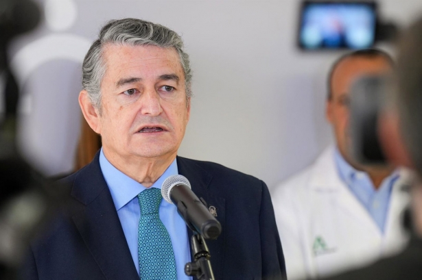 El consejero de Sanidad, Presidencia y Emergencias, Antonio Sanz, en imagen de archivo (FRANCISCO J. OLMO - EUROPA PRESS)