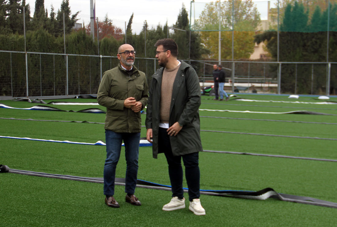 Rl Alcalde de Albolote, Salustiano Ureña y el Concejal de Deportes, Juan José Martínez (ALBOLOTE INFORMACIÓN)