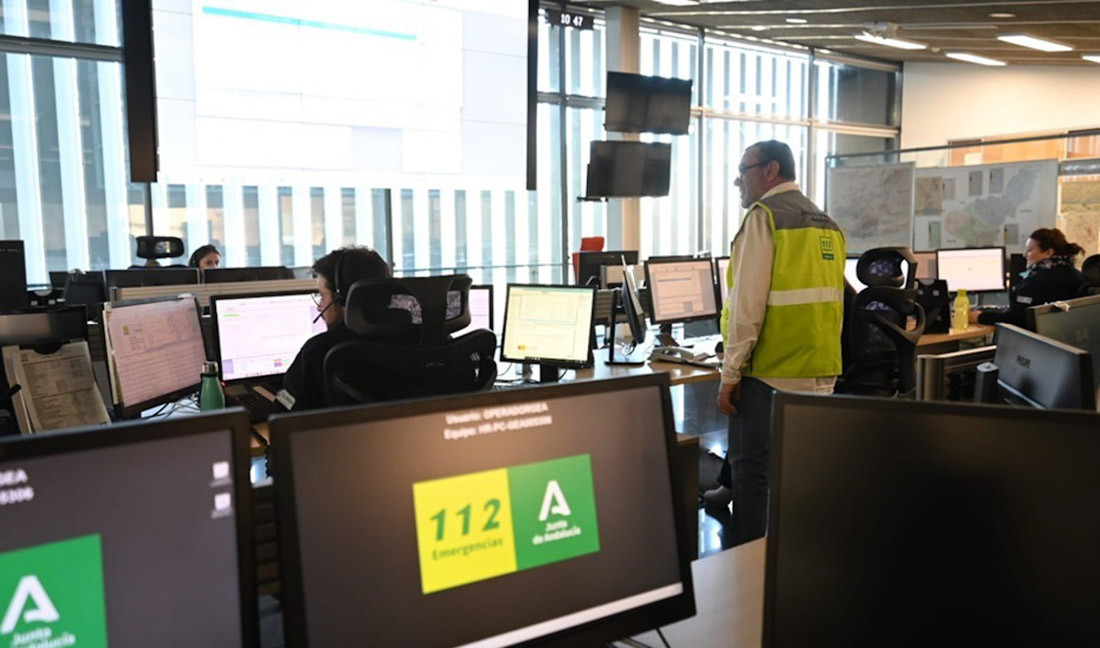 Imagen de archivo de la Sala Coordinadora del 112 en Granada (EMERGENCIAS 112 ANDALUCÍA)