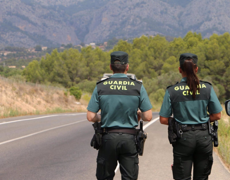 Imagen de archivo de agentes de la Guardia Civil. (GUARDIA CIVIL) Imagen de archivo de agentes de la Guardia Civil. (GUARDIA CIVIL)