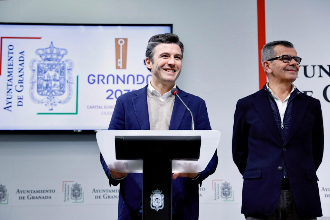 Jorge Saavedra junto a Juan Ramón Ferreira. Archivo (AYUNTAMIENTO)