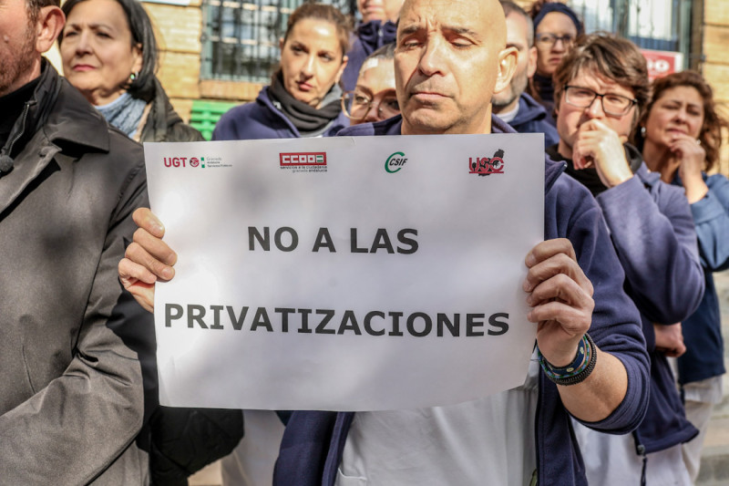 Protesta ante Diputación (GPMEDIA)