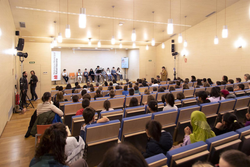 Imagen de archivo de una prueba de 'Los pequeños gigantes de la lectura' en La Rioja (DANIEL DEL CASTILLO)