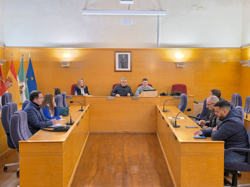 (AYTO. GUADIX) (AYTO. GUADIX)