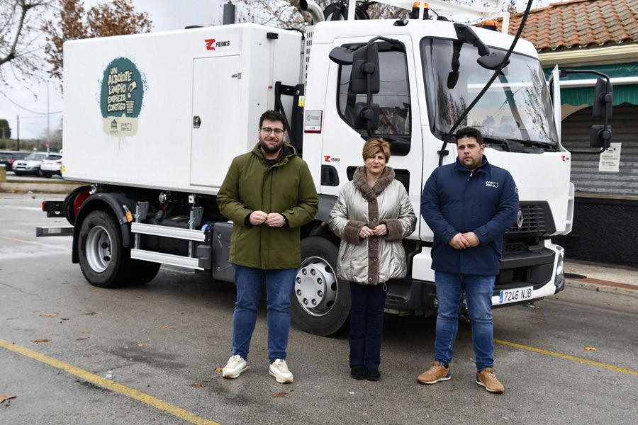 Nuevo vehículo adquirido para la limpieza viaria (ALBOLOTE INFORMACIÓN)
