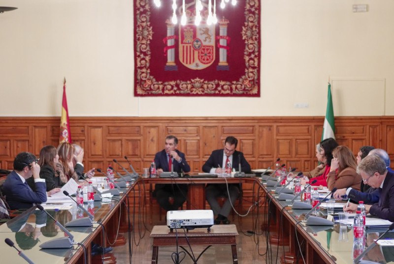 Reunión extraordinaria de la comisión mixta Junta de Andalucía-Tribunal Superior de Justicia de Andalucía (GPMEDIA)