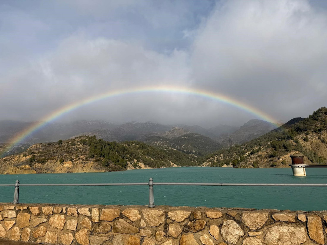 Arcoiris sobre Castril tras el temporal (AYUNTAMIENTO)