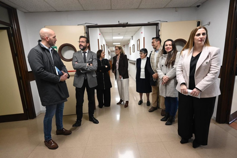 Visita de la Junta de Andalucía a la residencia Sagrada Familia de La Zubia (JUNTA) Visita de la Junta de Andalucía a la residencia Sagrada Familia de La Zubia (JUNTA)