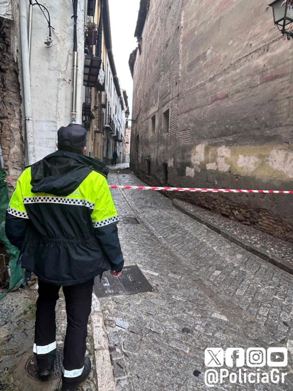 Corte de tráfico en San Juan de los Reyes el pasado miércoles (PERFIL DE LA POLICÍA LOCAL EN LA RED SOCIAL X)